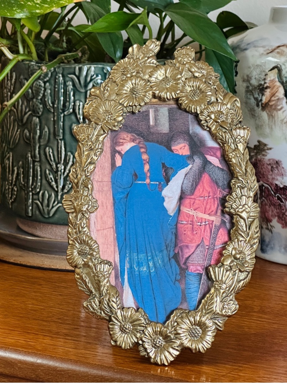 Vintage Brass Floral Oval Picture Frame | Ornate 70s Victorian Hollywood Regency
